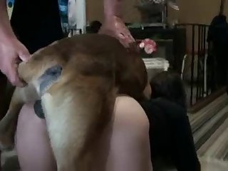 Rex A Attrapé Sa Bite Et L'a Nichée Dans Ma Fente De Baise